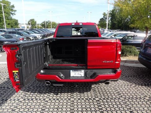 Used 2026 RAM 1500 Laramie w/ Laramie Preferred Package AWD/4WD image 33