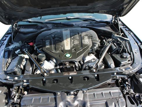 Used 2012 BMW 650i Coupe image 24