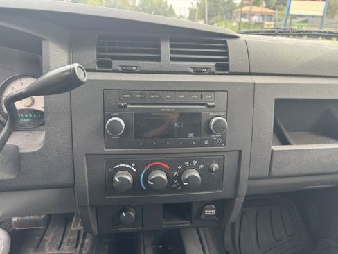 Used 2011 Dodge Dakota ST image 11