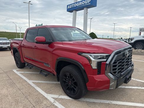Used 2026 Toyota Tundra Platinum w/ TRD Off-Road Package AWD/4WD image 3