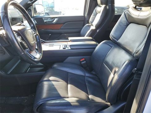 Used 2022 Lincoln Navigator L Reserve image 27