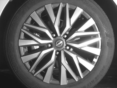 Used 2025 Nissan Altima 2.5 SV image 12