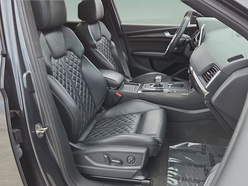 Used 2020 Audi SQ5 Premium Plus w/ Premium Plus Package AWD/4WD image 18