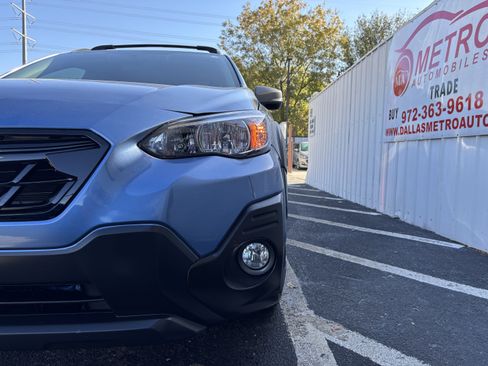 Used 2022 Subaru Crosstrek 2.5i Sport w/ Moonroof Package image 13