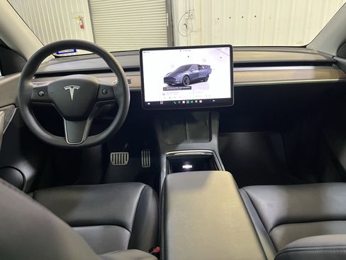 Used 2022 Tesla Model Y Performance AWD/4WD image 15