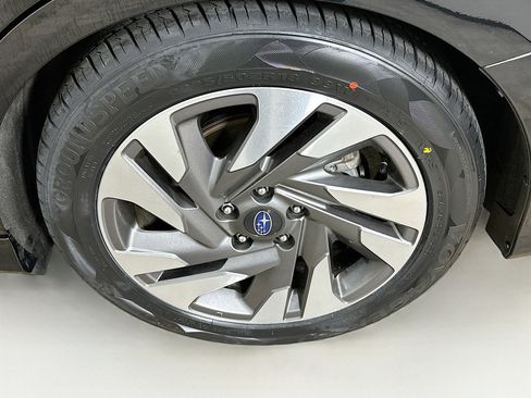 Used 2024 Subaru Legacy Limited image 11