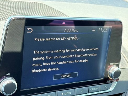 Used 2025 Nissan Altima 2.5 SV FWD image 5