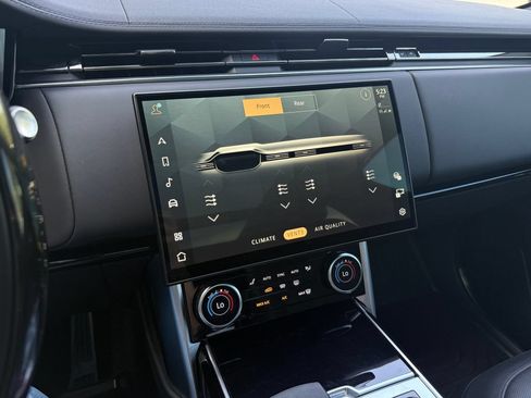 Used 2023 Land Rover Range Rover SE AWD/4WD image 23