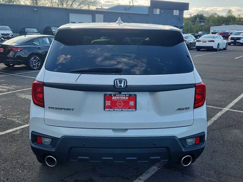 Used 2023 Honda Passport EX-L image 5