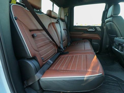 Used 2024 GMC Sierra 2500 Denali Ultimate image 27