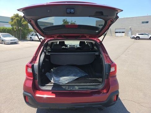 Used 2019 Subaru Outback 2.5i Limited AWD/4WD image 14
