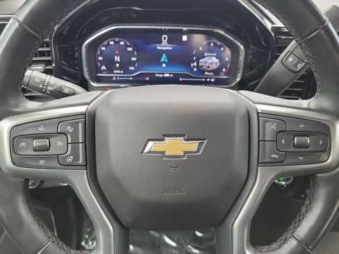 Used 2025 Chevrolet Silverado 1500 LT RWD image 29