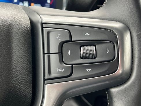 Used 2025 Chevrolet Silverado 1500 LT AWD/4WD image 36