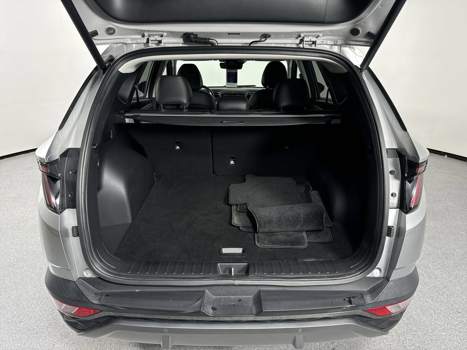 Certified 2022 Hyundai Tucson Limited FWD image 34