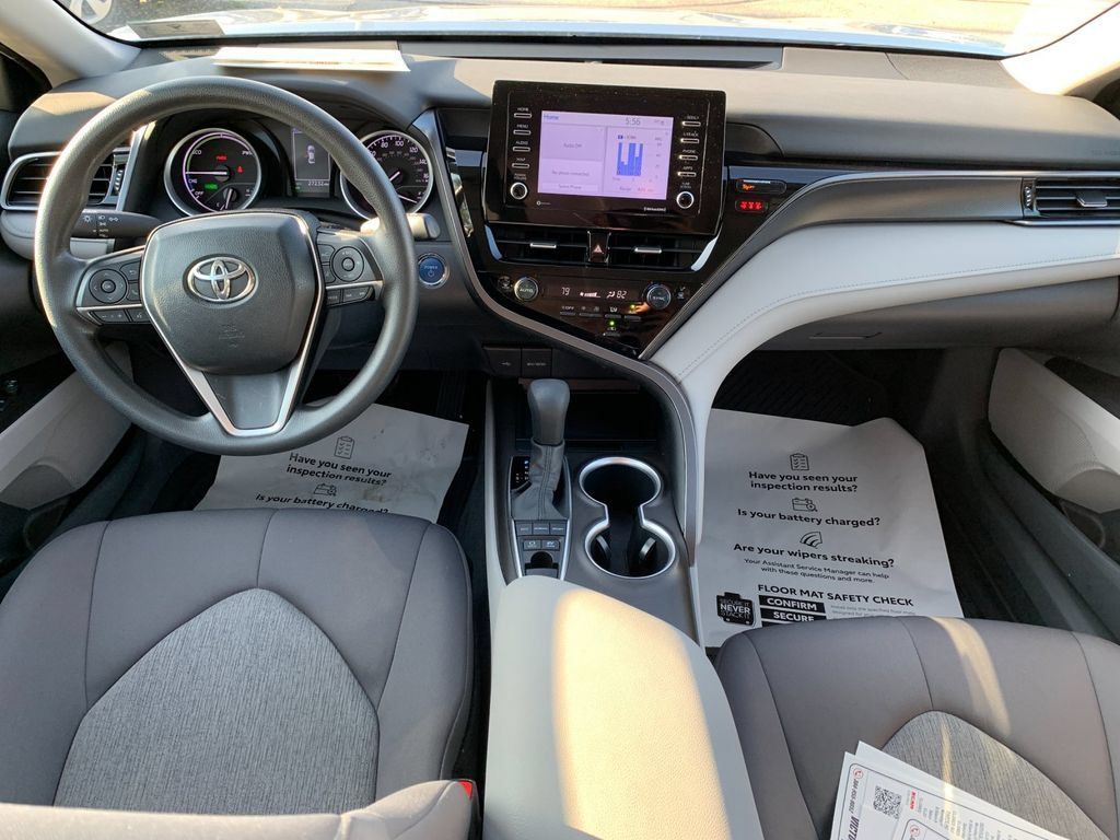 Used 2024 Toyota Camry LE FWD image 16