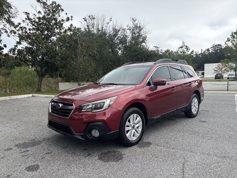 Used 2019 Subaru Outback 2.5i Premium image 2