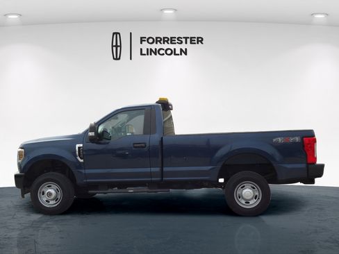 Used 2018 Ford F250 XL w/ Power Equipment Group AWD/4WD image 6