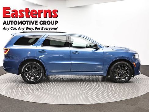 Used 2024 Dodge Durango R/T AWD/4WD image 4