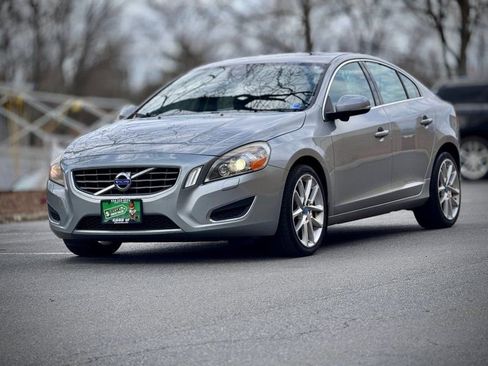 Used 2012 Volvo S60 T6 image 3