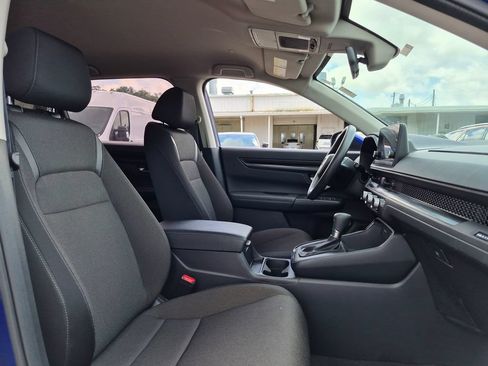 Used 2023 Honda CR-V LX image 29