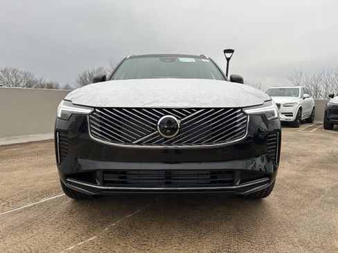 New 2026 Volvo XC90 T8 Plus image 2