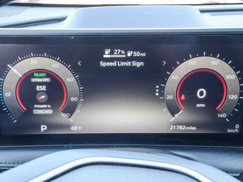Used 2025 Nissan Ariya FWD image 26