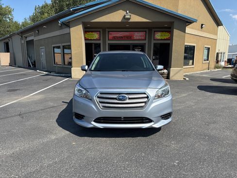 Used 2017 Subaru Legacy 2.5i Premium image 2