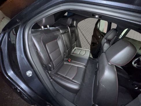 Used 2022 Chevrolet Equinox RS w/ RS Leather Package image 10