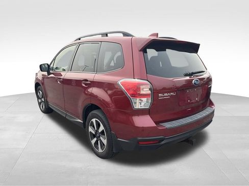 Used 2018 Subaru Forester 2.5i Premium AWD/4WD image 4