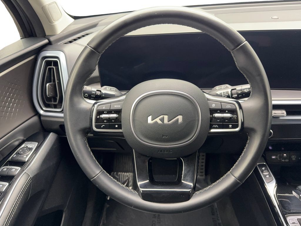 Used 2024 Kia Sorento SX FWD image 61