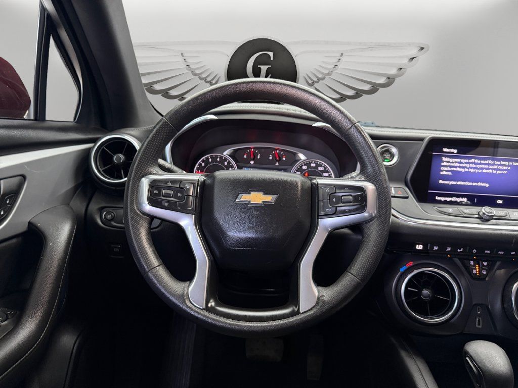 Used 2022 Chevrolet Blazer LT AWD/4WD image 12