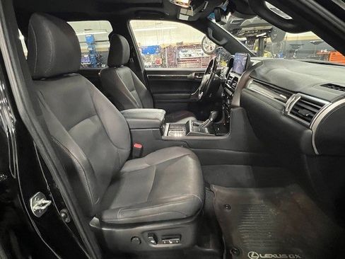 Used 2023 Lexus GX 460 Premium image 20