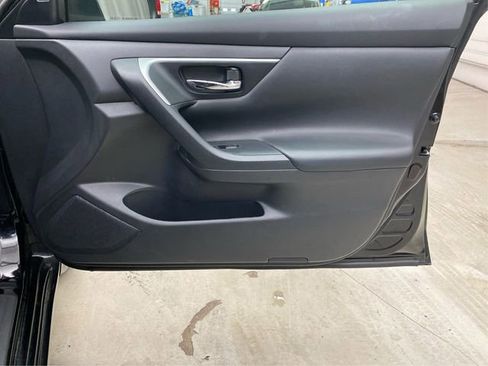 Used 2017 Nissan Altima 2.5 SV image 26