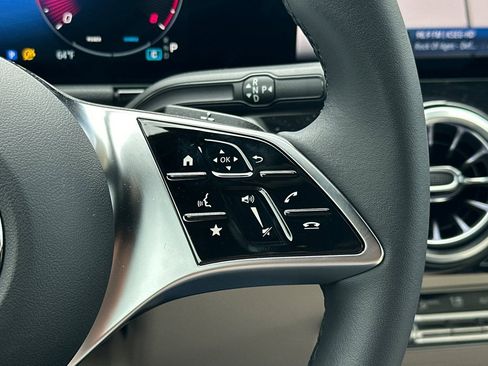 New 2025 Mercedes-Benz GLA 250 image 30