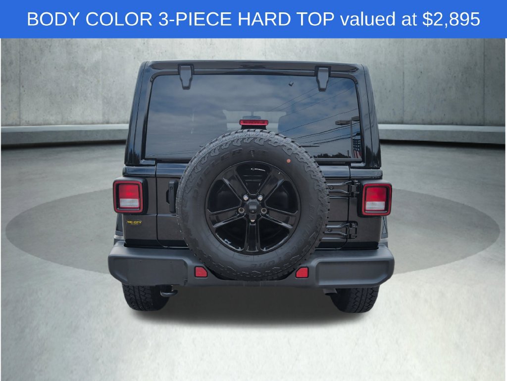Used 2023 Jeep Wrangler Unlimited Sahara AWD/4WD image 6