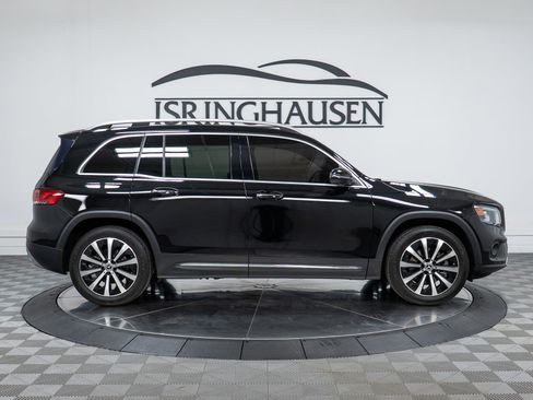 Used 2022 Mercedes-Benz GLB 250 250 4MATIC image 4