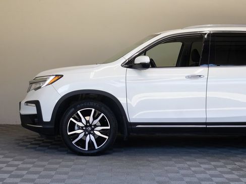 Used 2022 Honda Pilot Touring image 8
