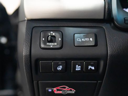 Used 2016 Lexus LS 460 AWD w/ F Sport Package image 40