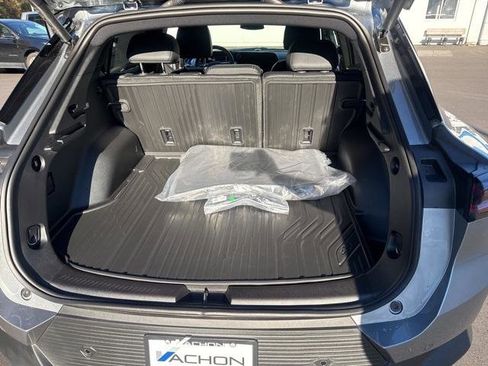 New 2026 Chevrolet Equinox EV LT image 26