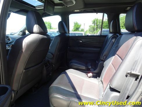 Used 2020 Honda Pilot Black Edition image 14