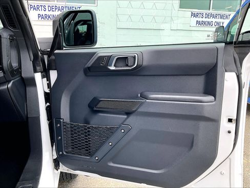 Used 2025 Ford Bronco Big Bend image 12