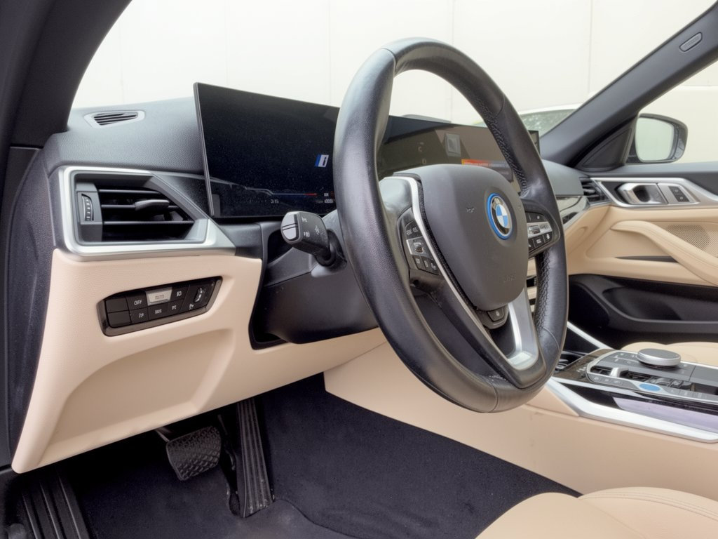 Used 2024 BMW i4 eDrive40 w/ Premium Package RWD image 4