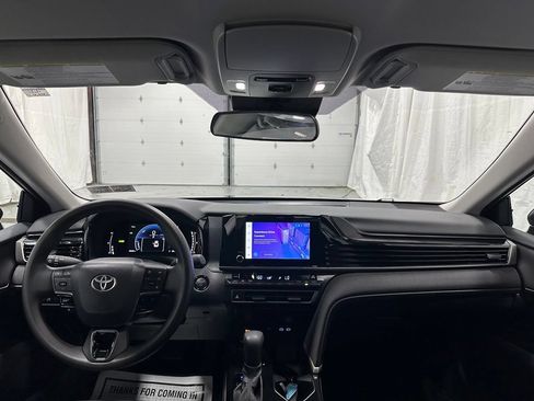 Used 2026 Toyota Camry LE FWD image 42