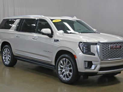 Used 2021 GMC Yukon XL Denali w/ Denali Premium Package