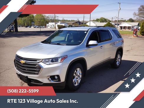Used 2018 Chevrolet Traverse LT AWD/4WD image 1