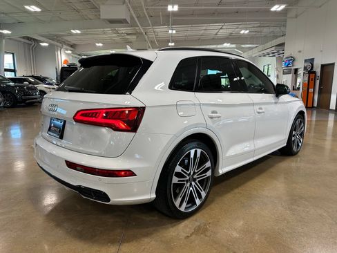 Used 2020 Audi SQ5 Premium Plus w/ Premium Plus Package AWD/4WD image 8