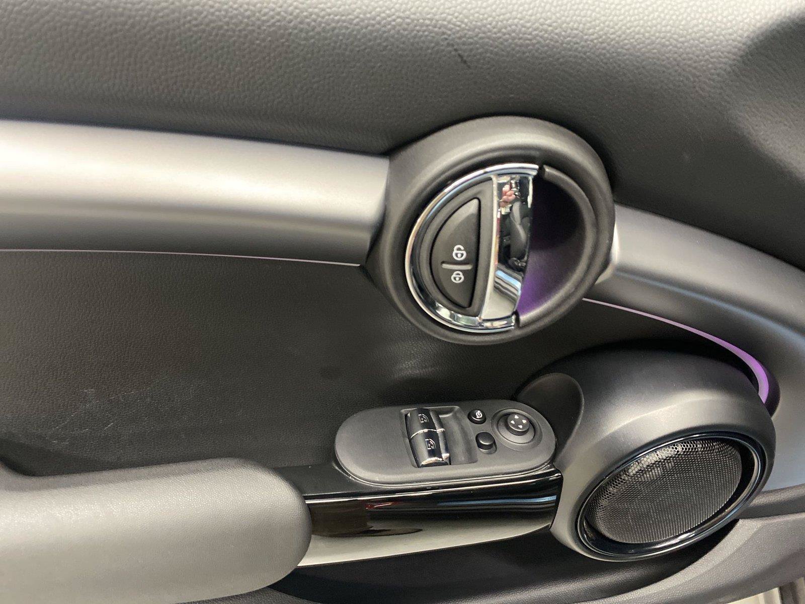 Used 2024 MINI Cooper SE FWD image 19