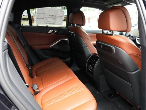New 2027 BMW X6 xDrive40i w/ Executive Package AWD/4WD image 10
