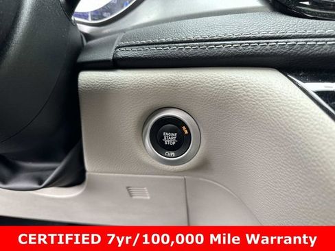 Used 2022 Chrysler Pacifica Touring-L AWD/4WD image 27