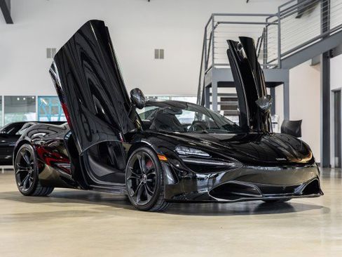 Used 2020 McLaren 720S Spider RWD image 8